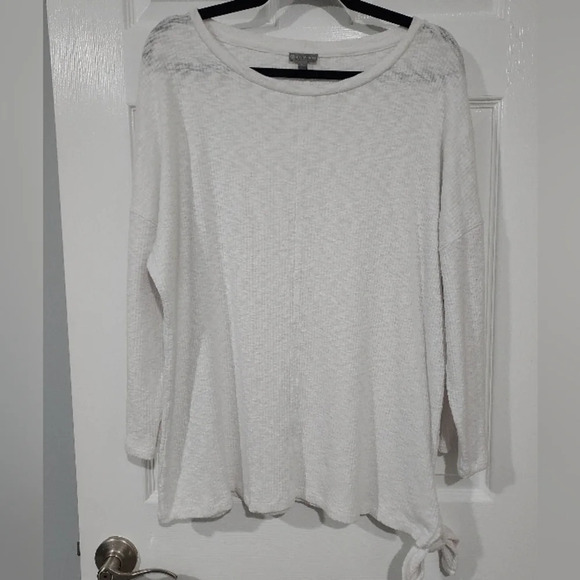 T by Talbots White Semi Sheer Waffle Knit Top with Side Tie in Size XL - Picture 1 of 9